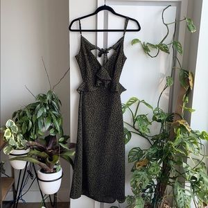 Francisa’s green cheetah dress